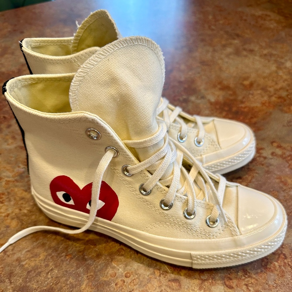 Comme des Garçons Play x Converse Chuck Taylor High Top Cream US 6